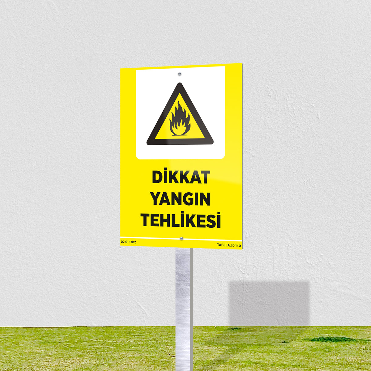 Dikkat Yangın Tehlikesi Levhası