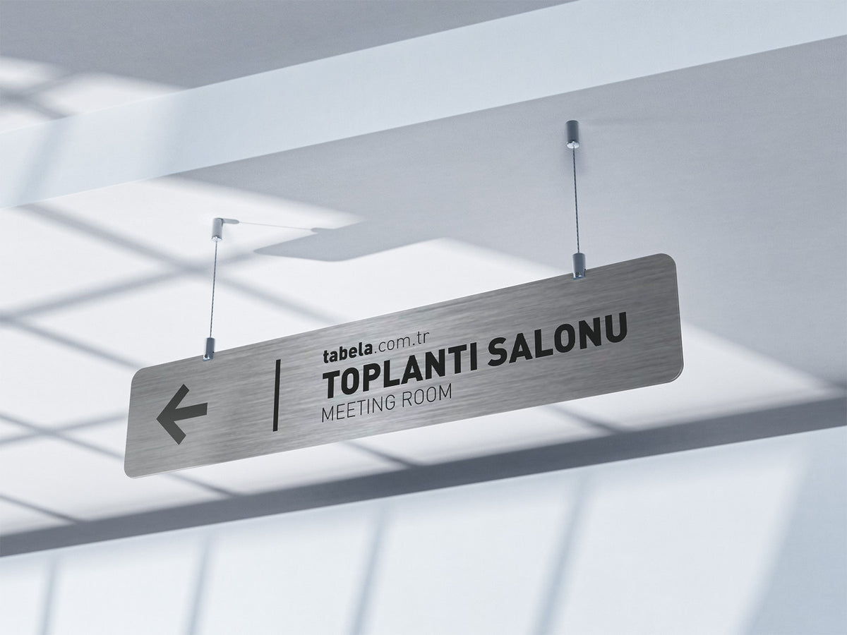 Askılı Yön Tabelası